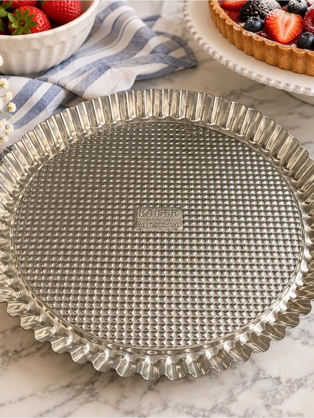 Kaiser‎ 11 Inch Tart Pan Fluted Round Tinned Steel Made in West Germany Vintage